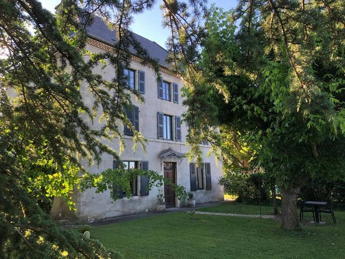 Cottage pour 2 personnes, avec piscine et terrasse ainsi que jardin et vue à Saint-Genès-du-Retz