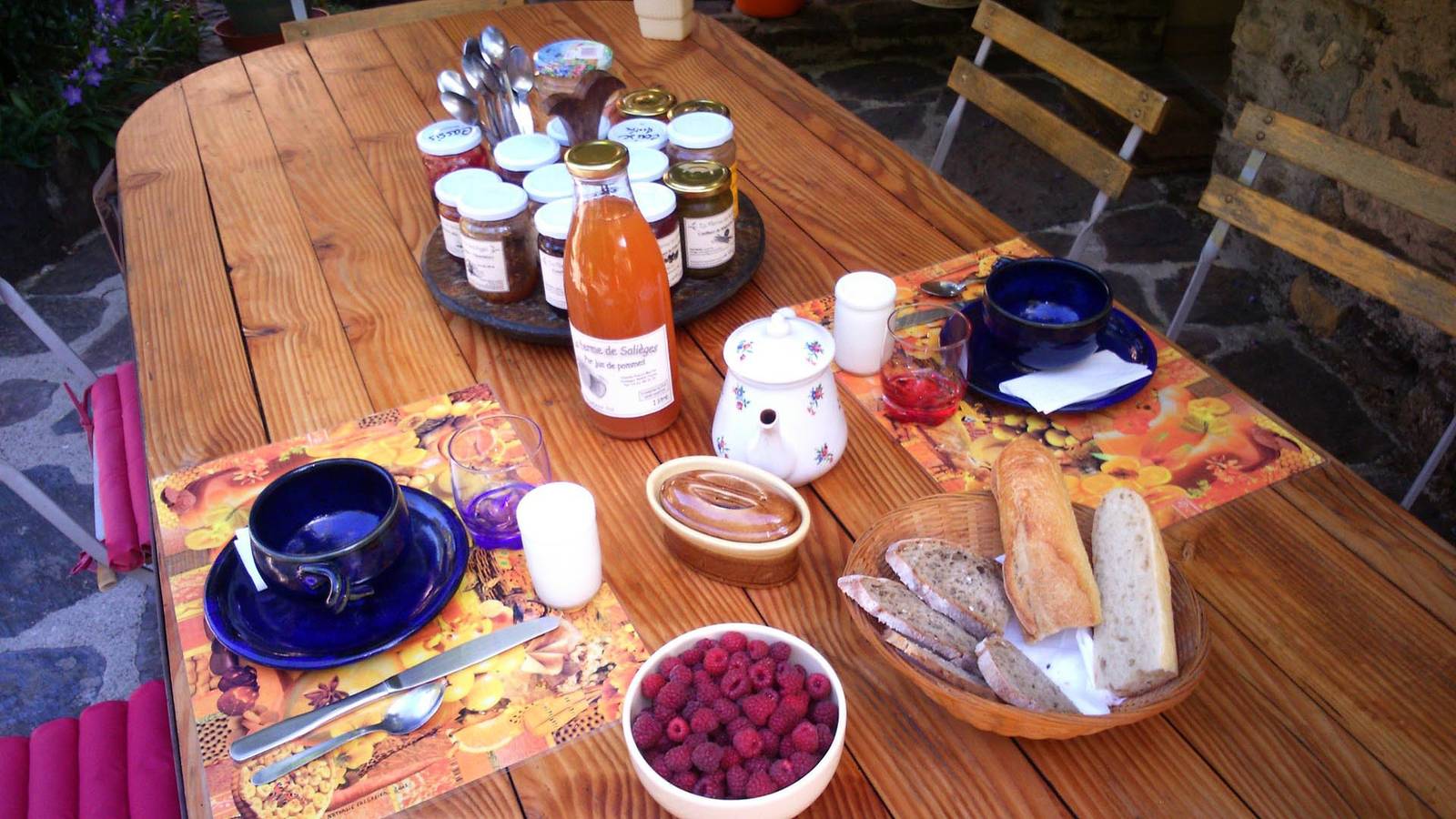 La Ferme de Salièges - Chambre Eglantine in Florac-Trois-Rivières, Cevennen