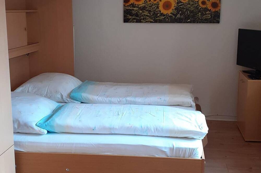 Apartamento entero, 1-room apartment (2) without linen package - Ferienwohnung Henck in Lübeck (Ciudad), Lübeck