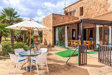 Holiday home in Muro, North Majorca für 10 