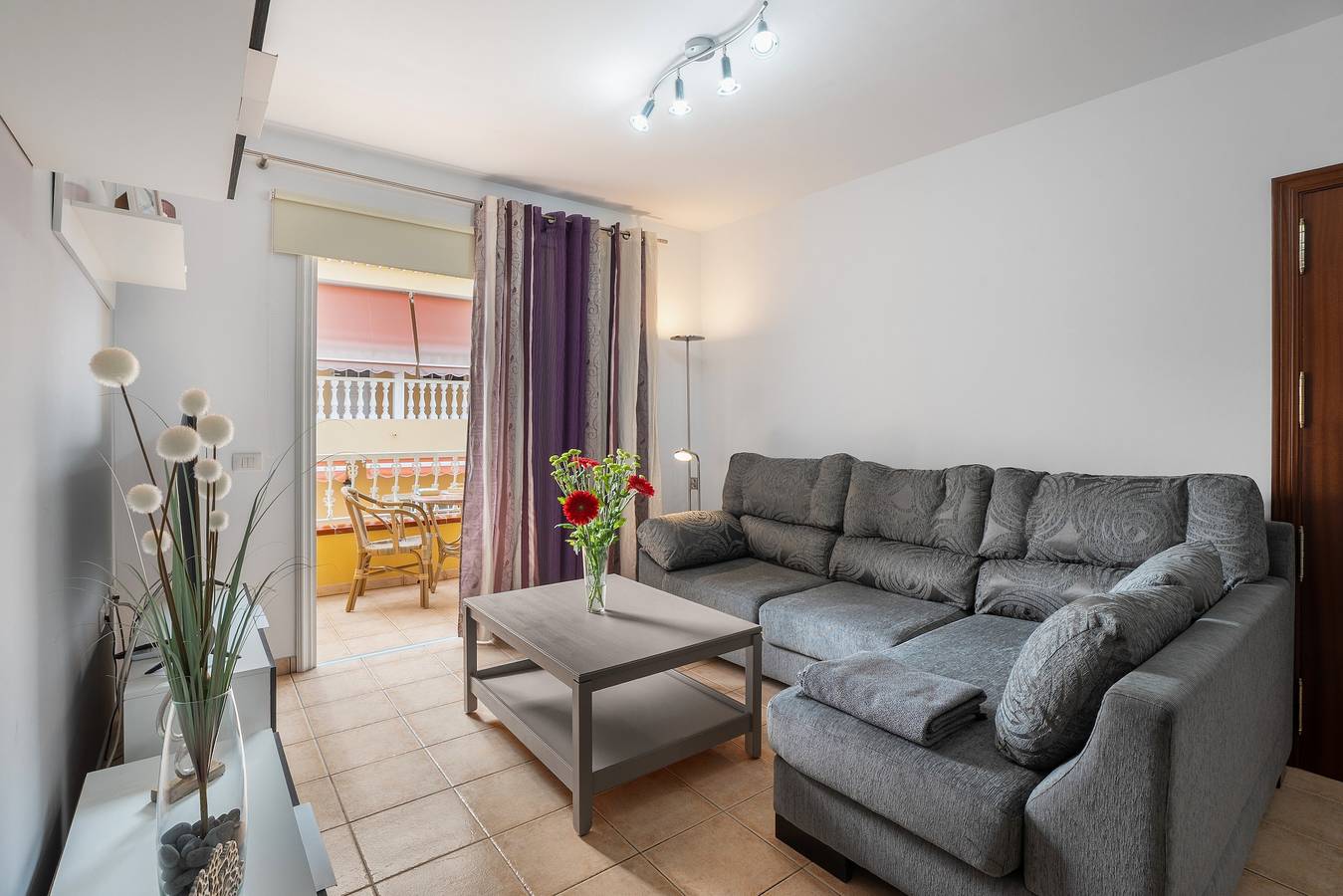 Ganze Wohnung, Ferienwohnung 'Volcán Y Mar 2 Derecha' mit Balkon, Wlan und Klimaanlage in Playa San Juan, Guía de Isora