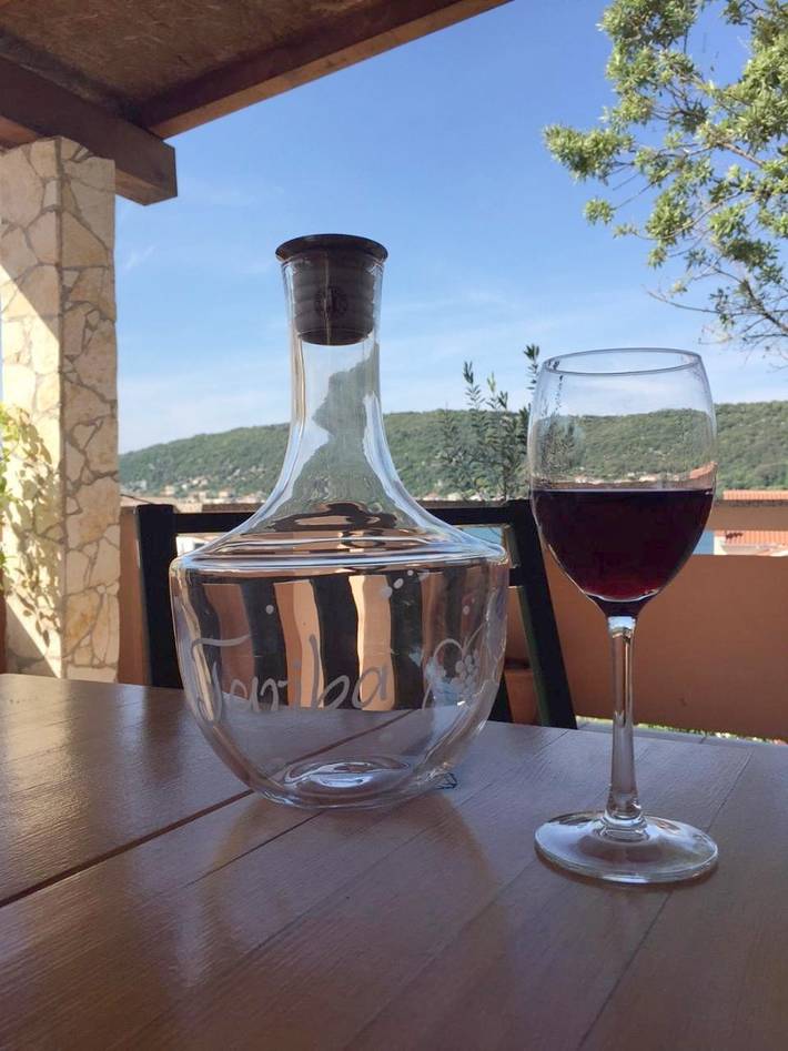 BnB für 2 Personen, mit Balkon und Terrasse sowie Garten und Ausblick auf Rab