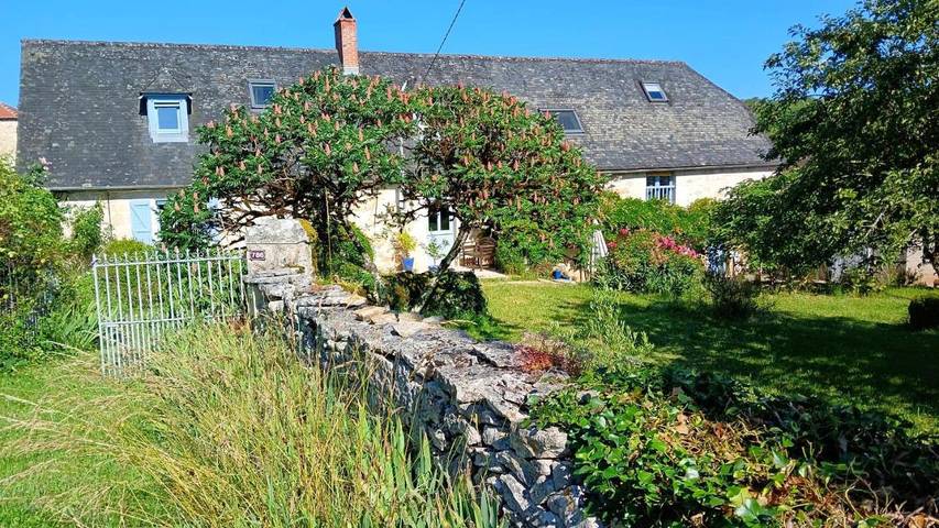 Chambre d’hôte pour 3 personnes, avec jardin et jacuzzi dans le Lot - 2