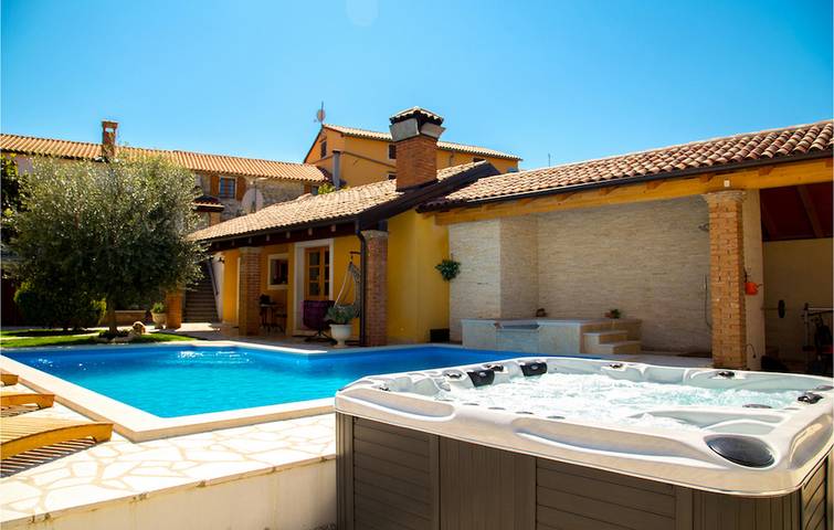 Ferienhaus für 6 Personen, mit Sauna in Kosinozici