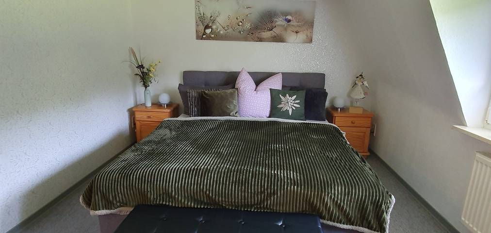 Geheel appartement, Appartement 'D Und R Schwesternherz' met Wi-Fi in Naumburg, Naumburg (Hessen)
