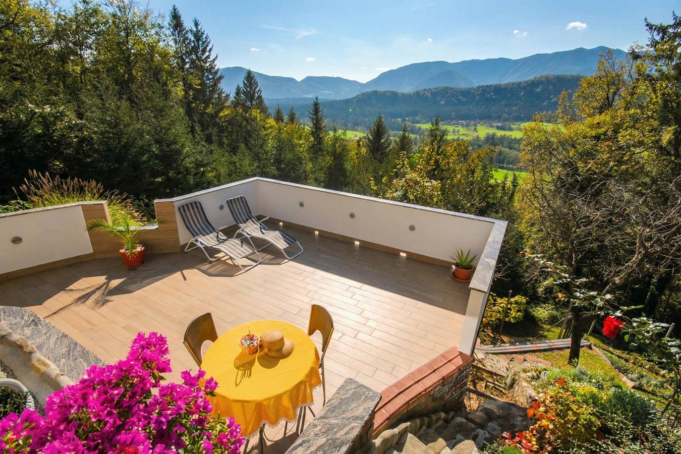 Forest Retreat Bonidesa - Panoramic Terrace & Hot Tub in Karavanke in Pohorje, Lower Styria