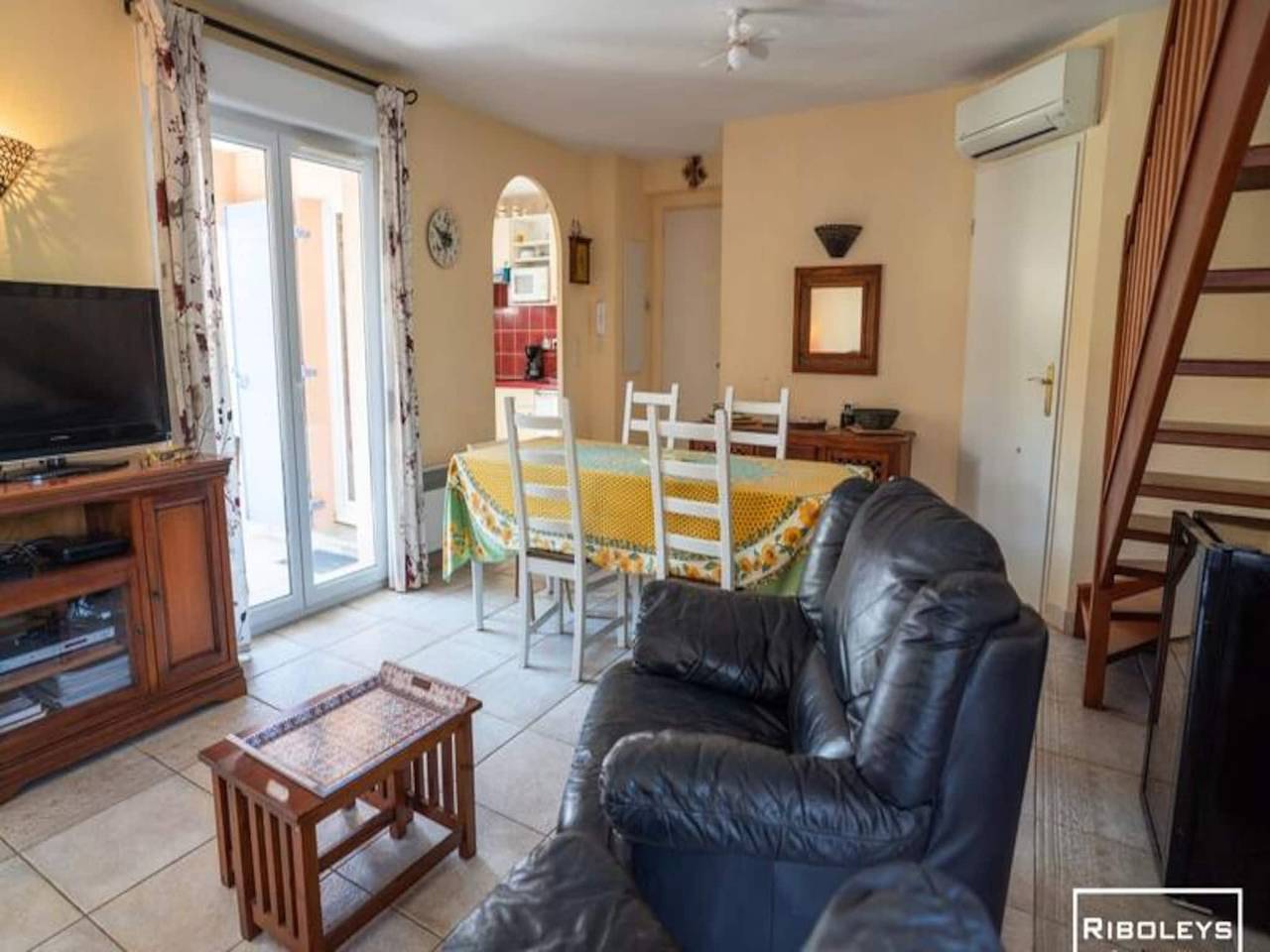Ganze Wohnung, Villa bei Béziers mit Golf und Poolzugang in Béziers, Mittelmeerküste (Frankreich)