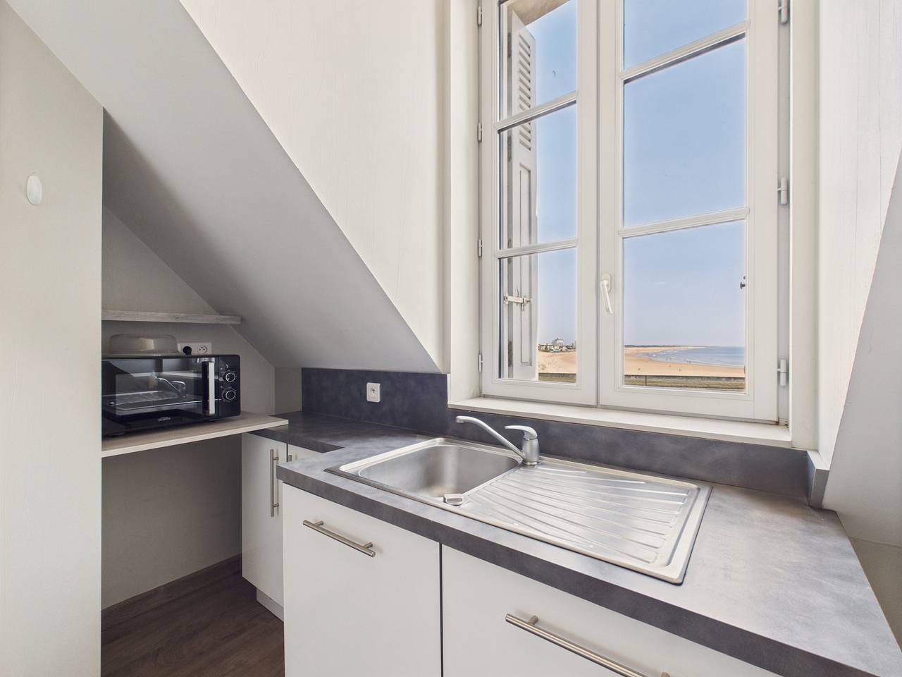 Appartement entier, Appartement pour 4 avec vue sur l'océan in Saint-Gilles-Croix-de-Vie, Vallée de la Loire