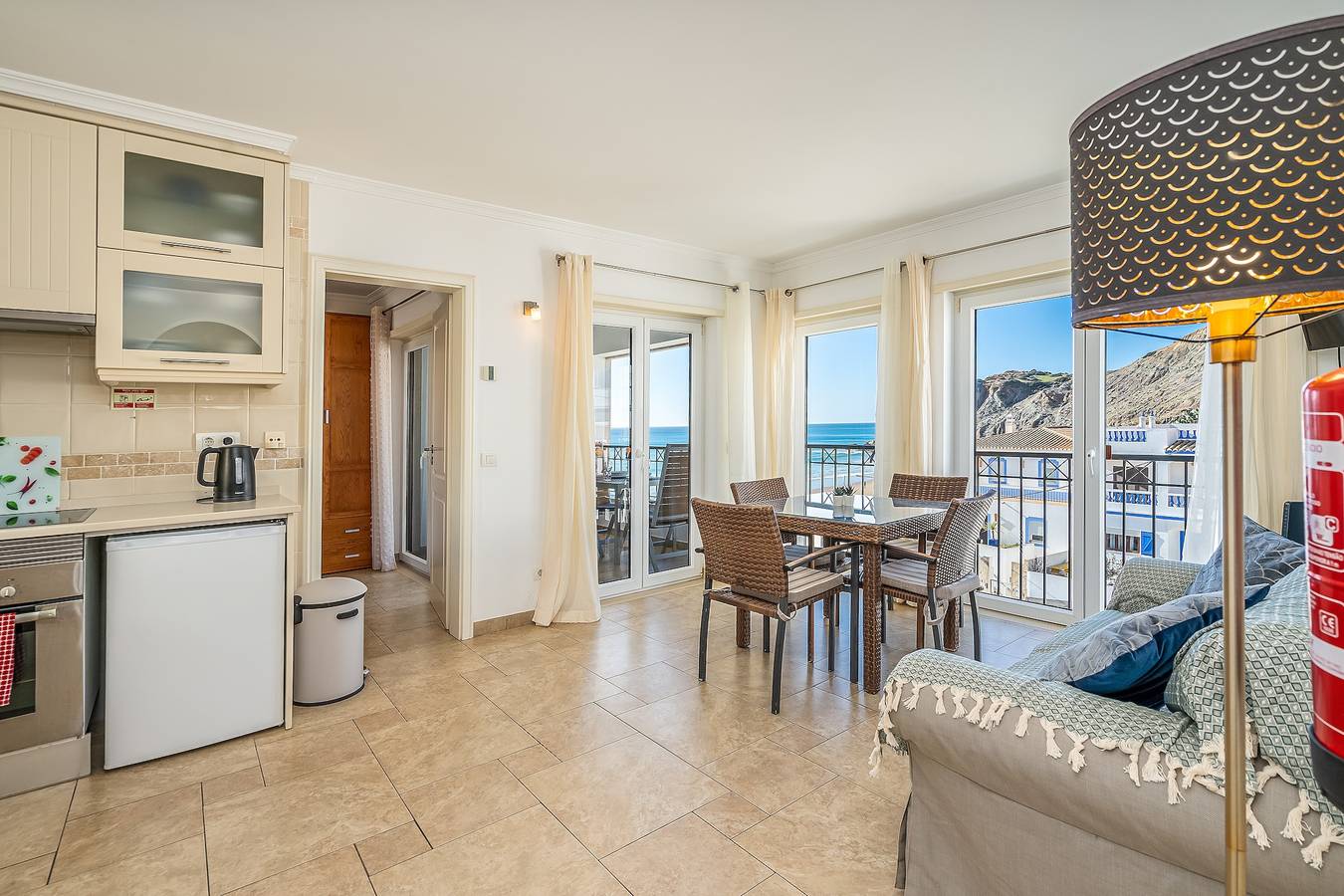 Appartement 'Beach Apt 1' met Uitzicht op Zee, Wifi en Airconditioning, foto 7