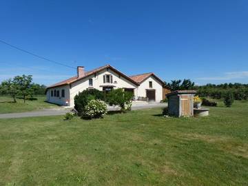 Gîte pour 7 personnes, avec jardin à Saint-Lon-les-Mines