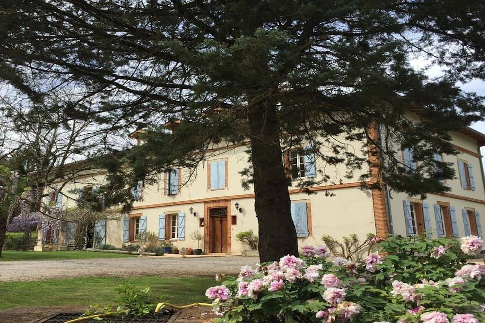 Manoir dans la vallée du Tarn avec grande piscine in Rabastens, Région d'Albi