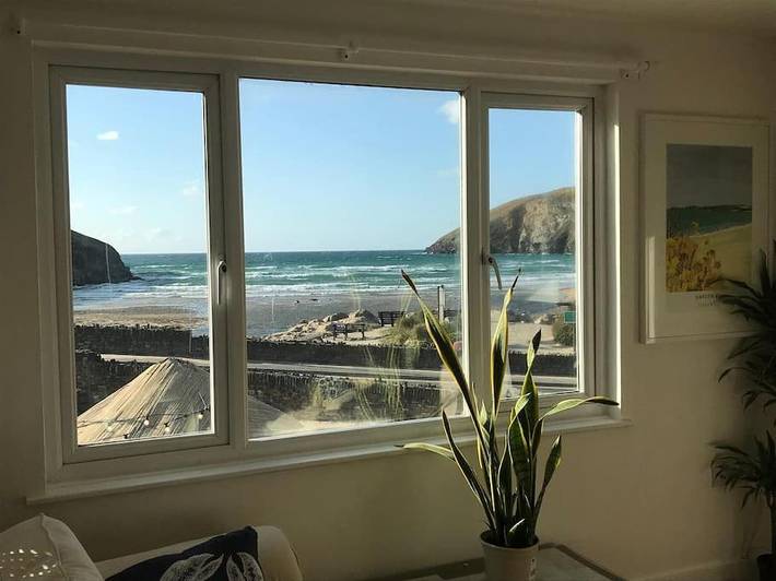 Holiday rental for 6 people, with Balcony and Terrace as well as View in Mawgan Porth