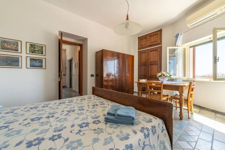 Ferienhaus "Cà du Savio" mit Meerblick und Wlan in Spiaggia Sotto Torre, Calasetta