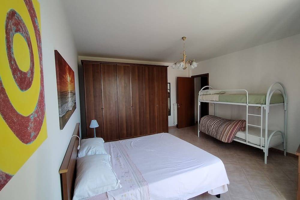 Apartamento entero, Apartment in Marta on Lake Bolsena in Marta, Lago de Bolsena
