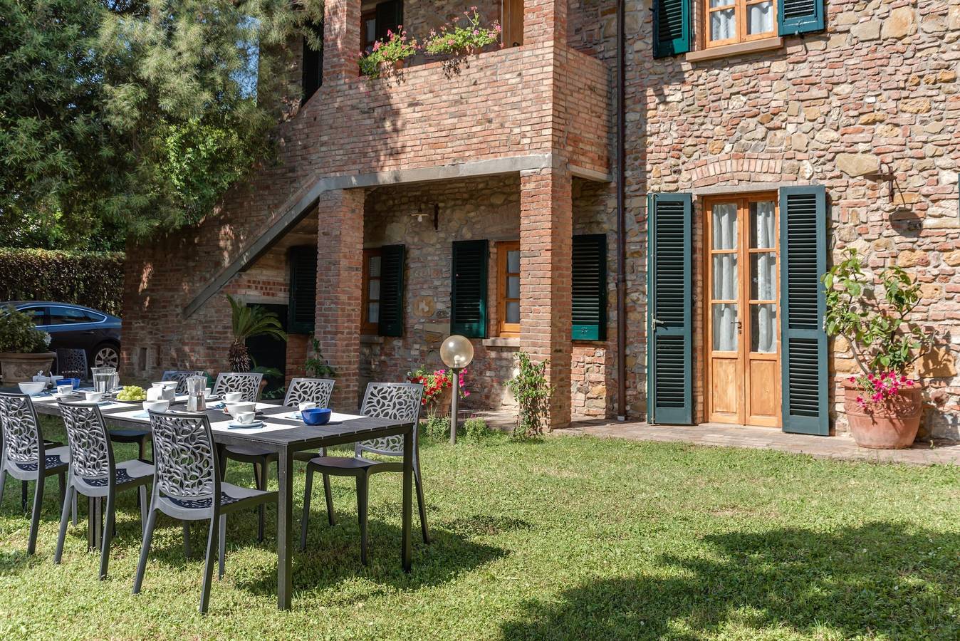 Country House 'La Pineta Farm House' with Private Pool and Wi-Fi in Varna (Tuscany), Chianti