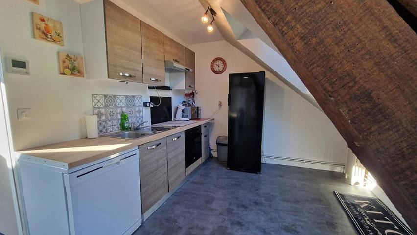 Location de vacances pour 6 personnes, avec terrasse ainsi que jardin et vue à Seuilly - 3