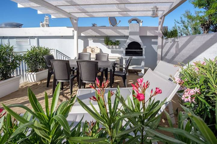 Appartamento vacanze per 8 persone, con balcone e giardino - 1