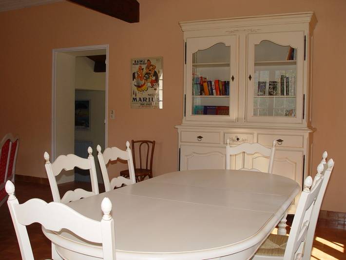 Gîte pour 6 personnes, avec terrasse à Le Castellet - 4