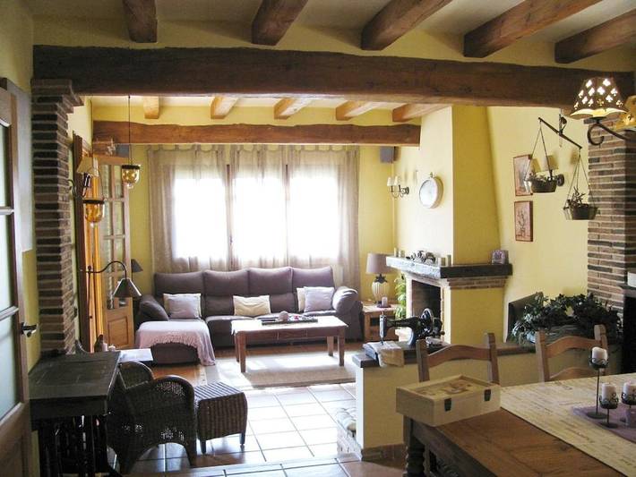 Casa rural para 10 personas, con Balcón y Terraza además de Jardín y Piscina en Vandellós y Hospitalet del Infante - 4