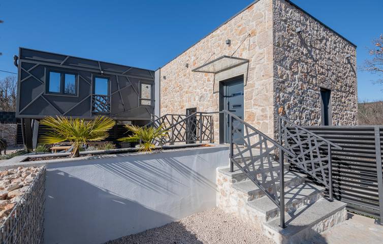 Ferienhaus für 6 Personen, mit Terrasse und Pool, mit Haustier - 1