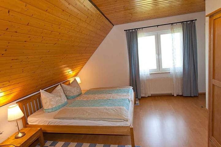Ganze Wohnung, Fewo 6 links - Rügen-Fewo in Samtens, Rügen