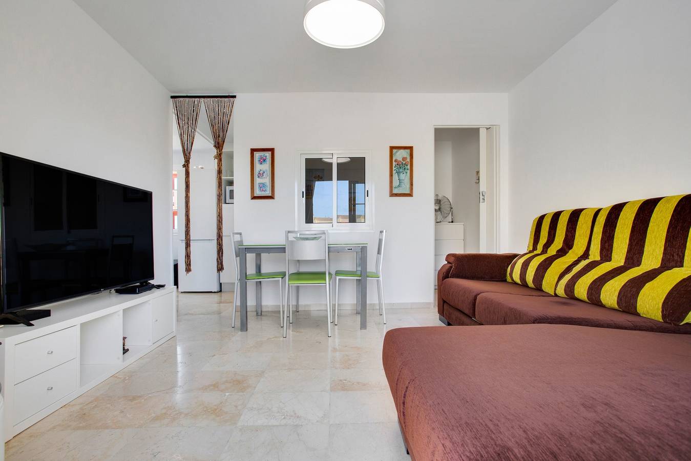 Appartement entier, Appartement de vacances 'Marysol' avec piscine partagée, terrasse privée et Wi-Fi in Caleta de Fuste, Antigua