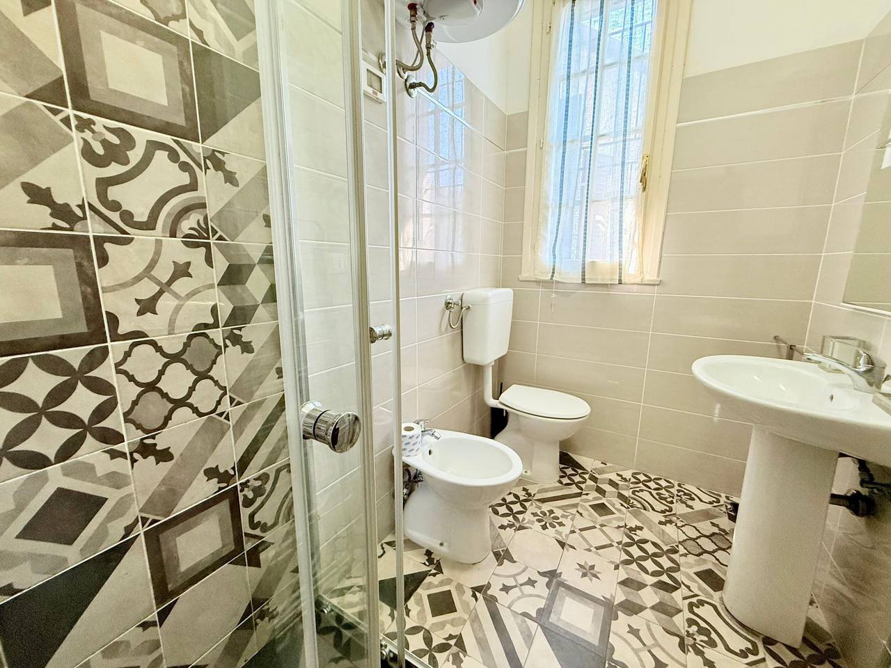 Gewächshaus im Erdgeschoss, 2 Gärten in Ferrara Province