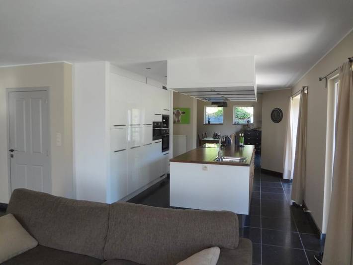 Location de vacances pour 8 personnes, avec vue et jardin, adapté aux familles à Amblève - 2