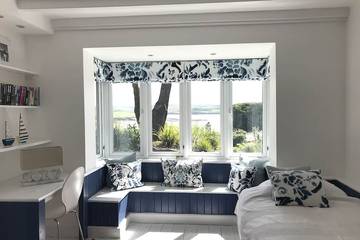 Holiday Home for 12 People in Rock, St Minver Lowlands, Photo 1