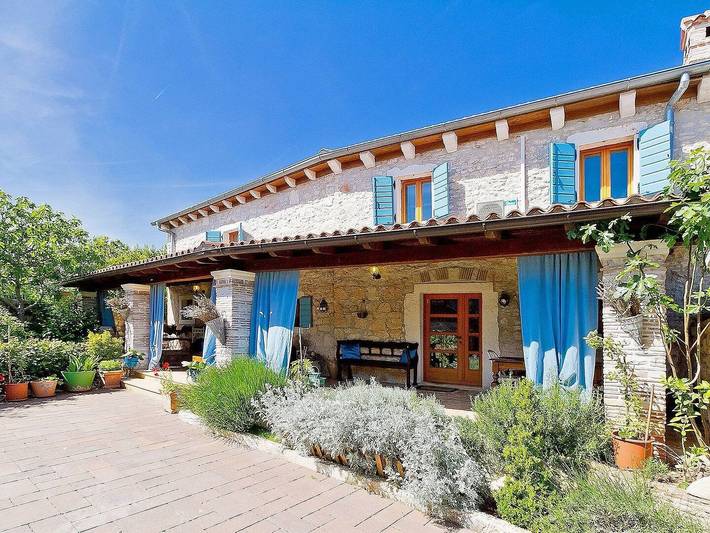 Villa per 8 persone, con giardino e piscina a Marzana (Istria)