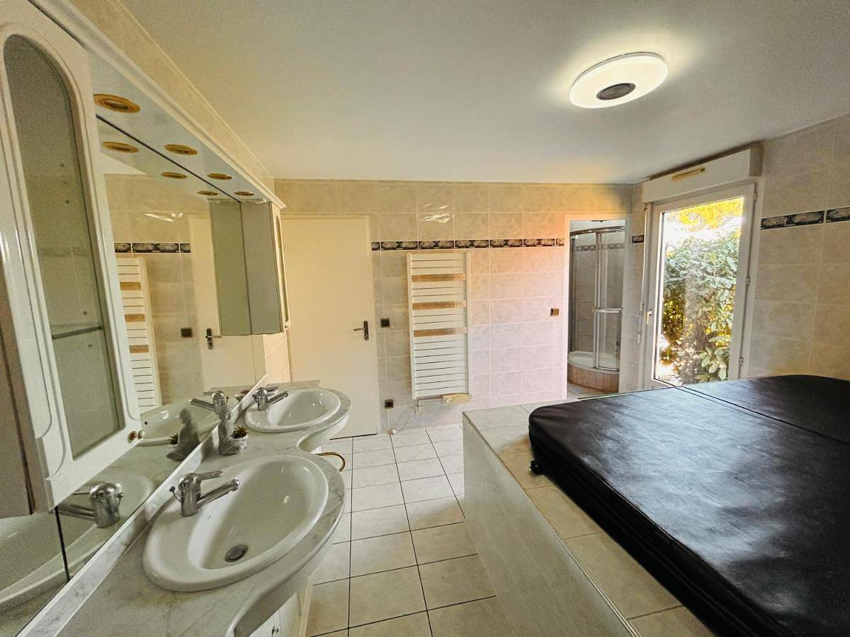 Appartement entier, Villa with Garden View in Chens-sur-Léman, Région de Thonon-les-Bains