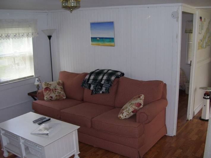 Cottage for 4 people, with yard, with pets in Long Island