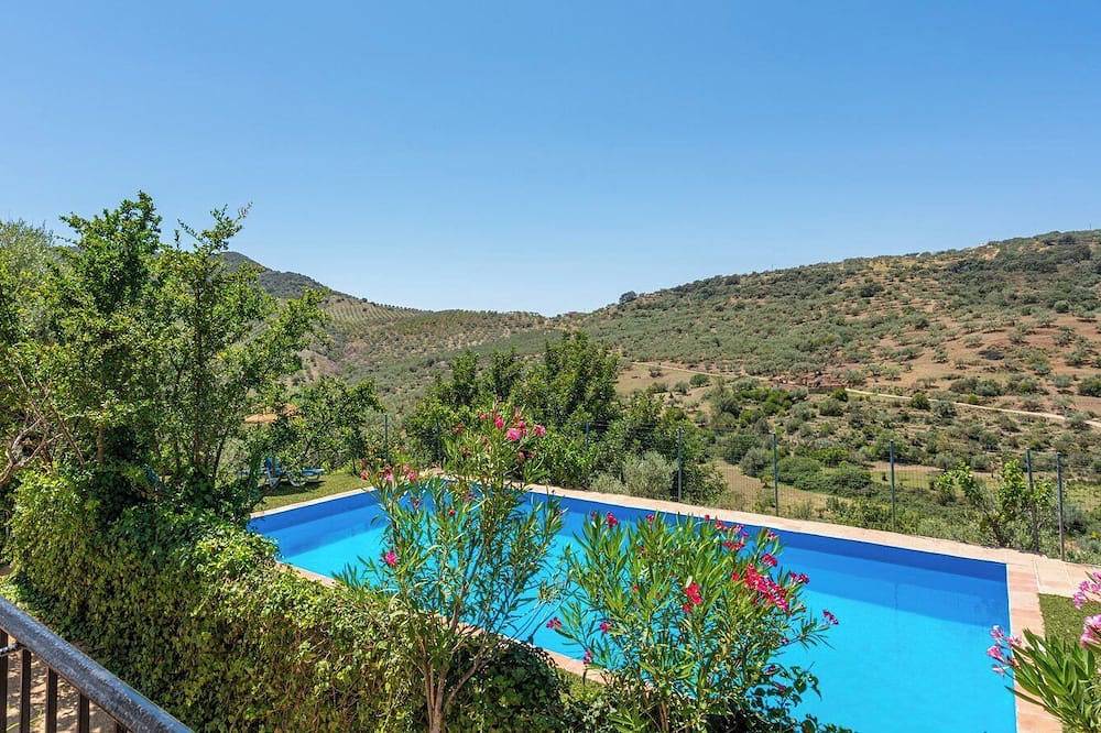Casa Madrona Periana by Ruralidays in Alfarnatejo, Provincia de Málaga