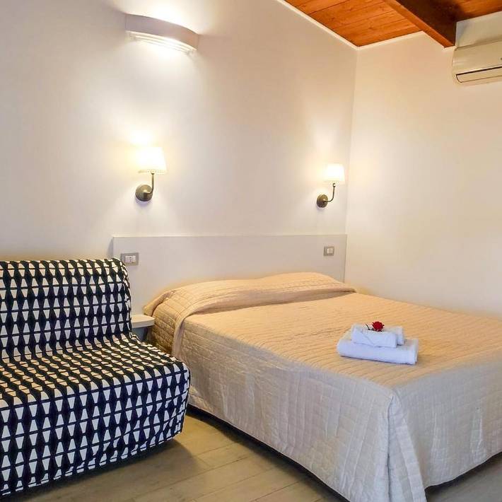 Ferienhaus für 2 Personen, mit Balkon und Terrasse sowie Whirlpool und Garten in Agropoli - 3