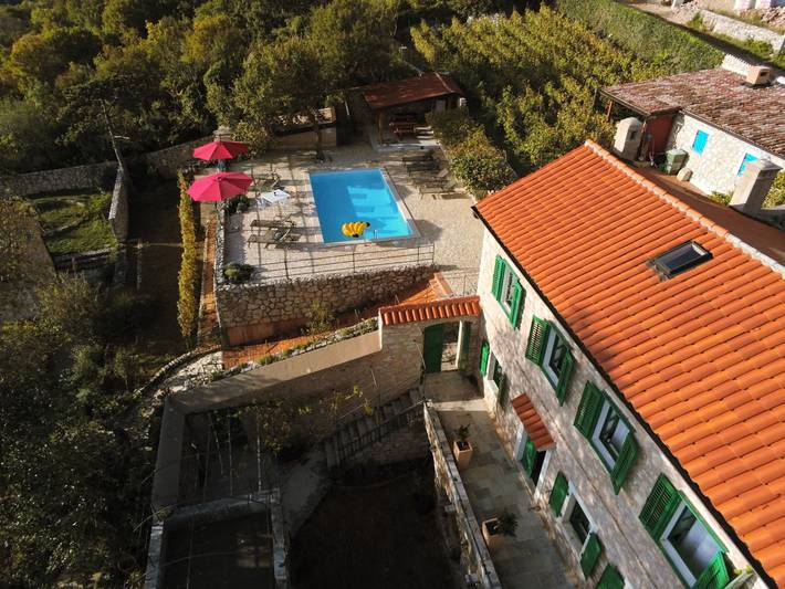 Ferienhaus für 8 Personen, mit Terrasse und Garten sowie Pool in Crikvenica - 3