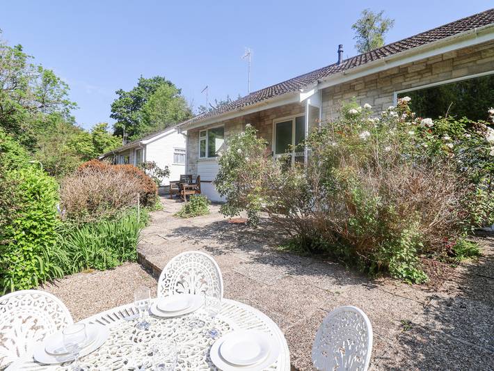 Bungalow for 4 people, with garden in Dorset