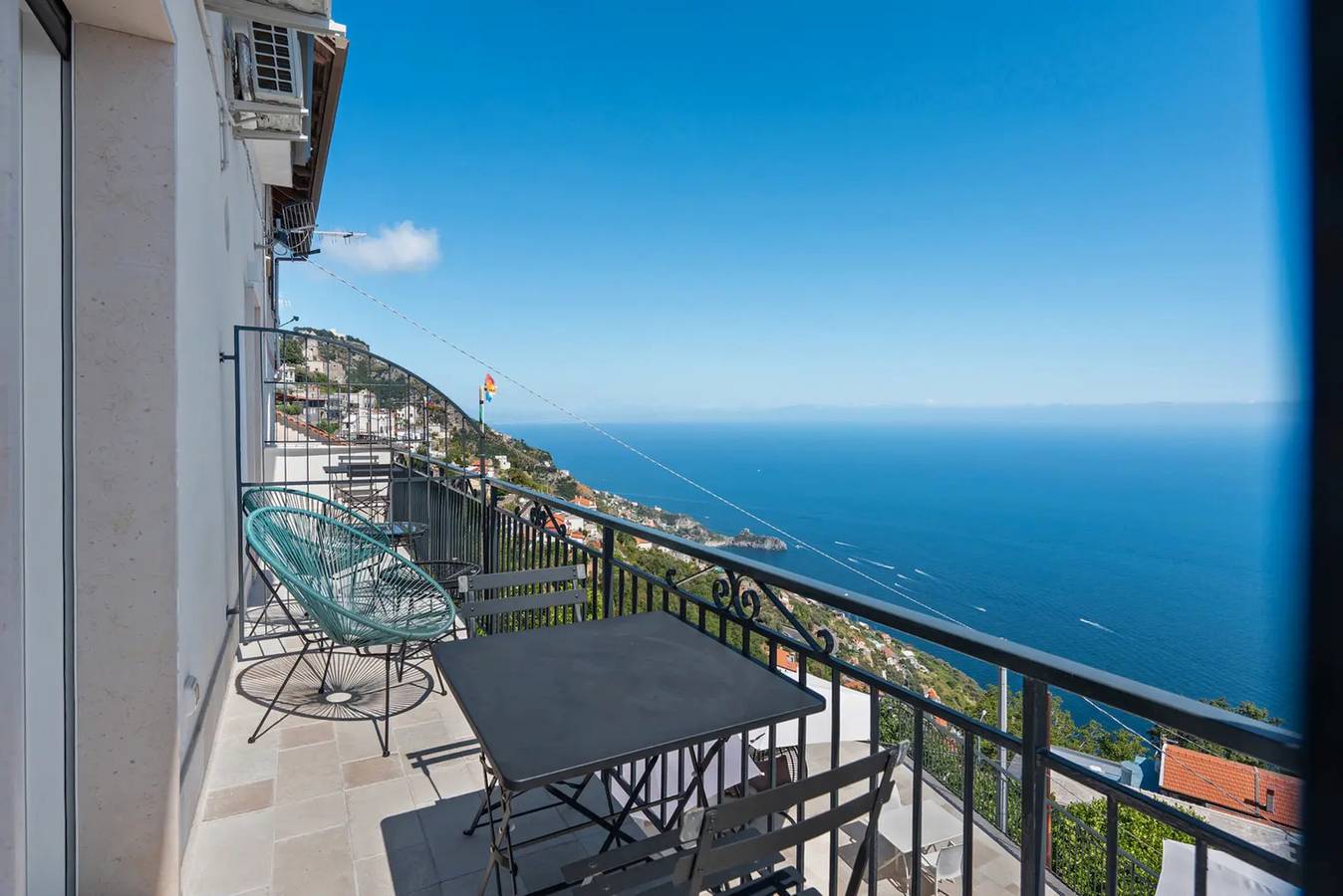 Zimmer 'Camera Furore Sea View' mit Meerblick, Wlan und Klimaanlage in San Michele (Salerno), Amalfiküste