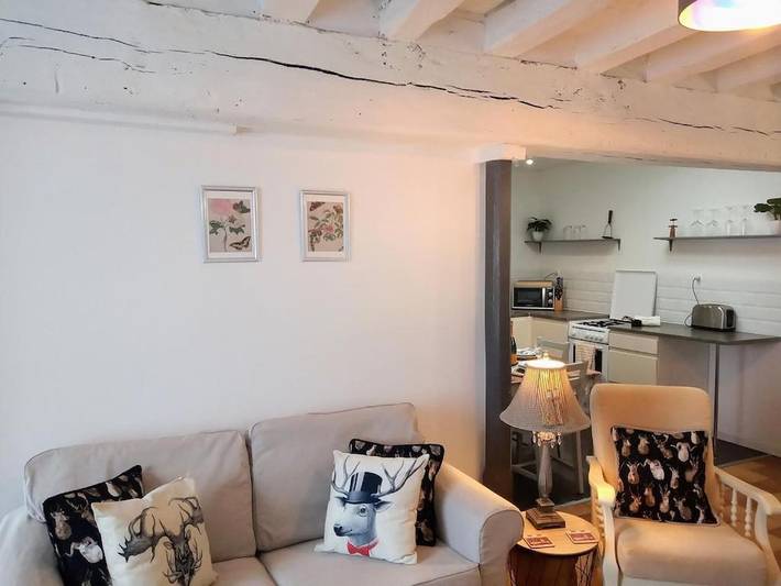Location de vacances pour 3 personnes, avec Terrasse ainsi que Jardin et Vue à Mailhac-sur-Benaize