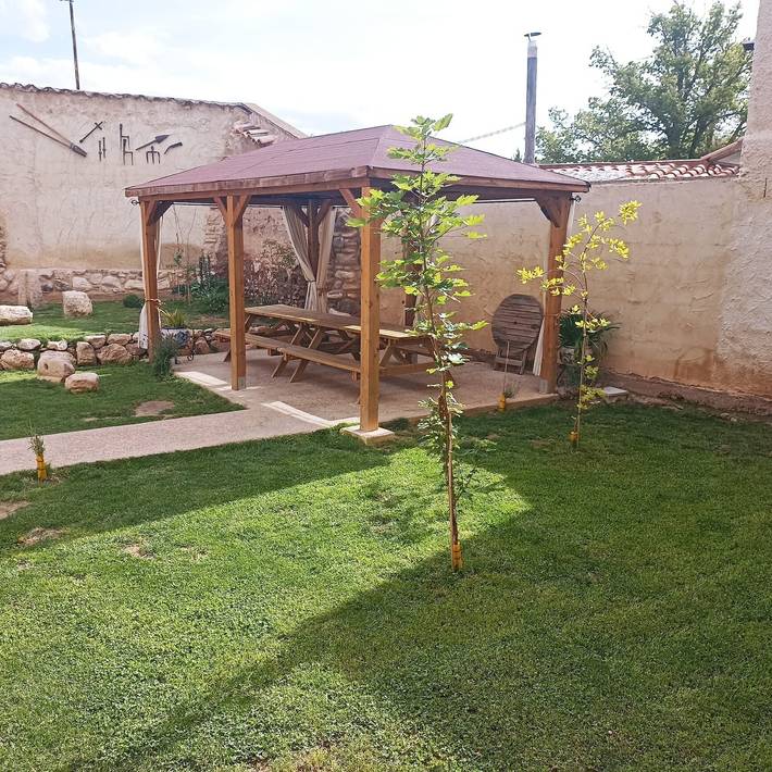 Casa rural para 14 personas, con Balcón además de Jardín y Piscina para niños en Provincia de Zaragoza