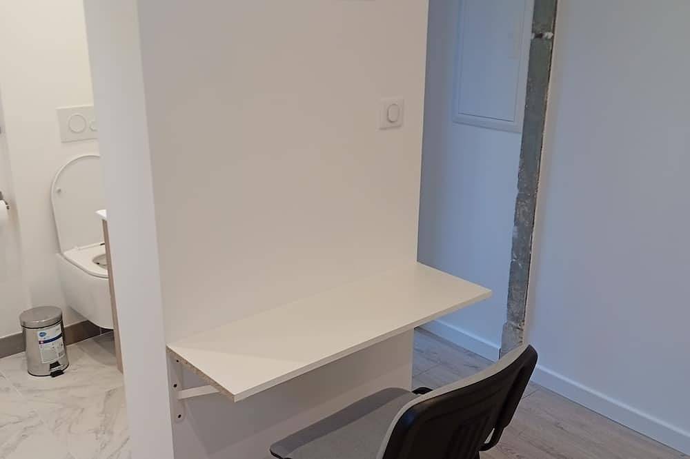 Entire apartment, Cosy, designer cocoon, city center + quiet location. in Périgueux, Périgord Blanc
