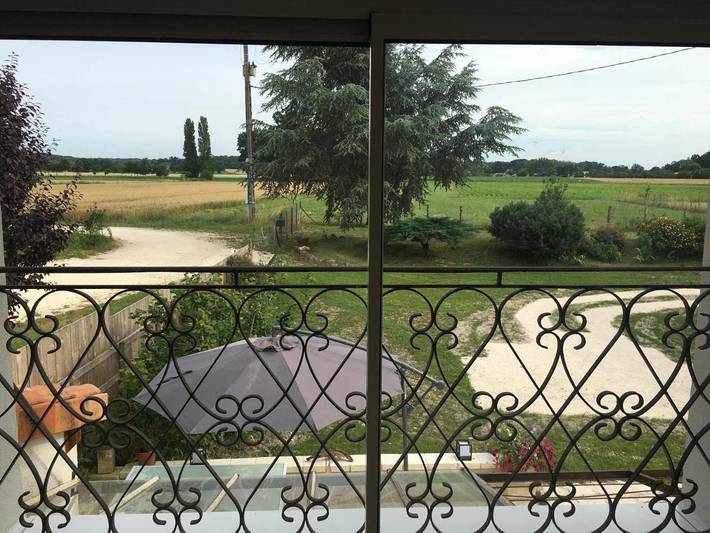 Location de vacances pour 4 personnes, avec vue sur le lac ainsi que jardin et vue à Saint-Antoine-Cumond - 3