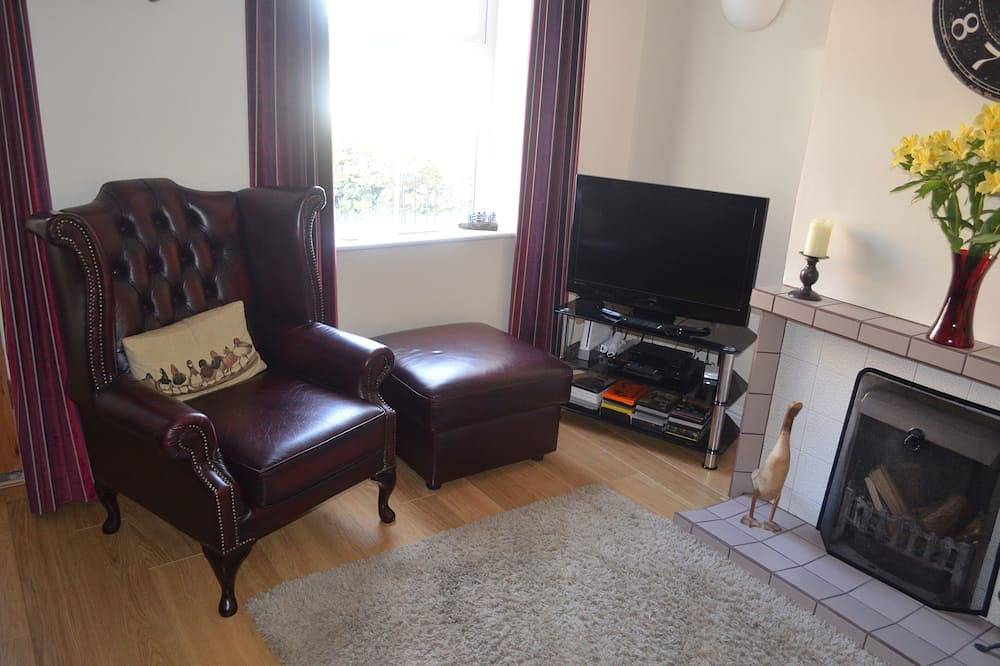 Fuzzy Duck Cottage. Over 100 5 star reviews on Trip Advisor. Sleeps 4 in Heacham, Norfolk Coast