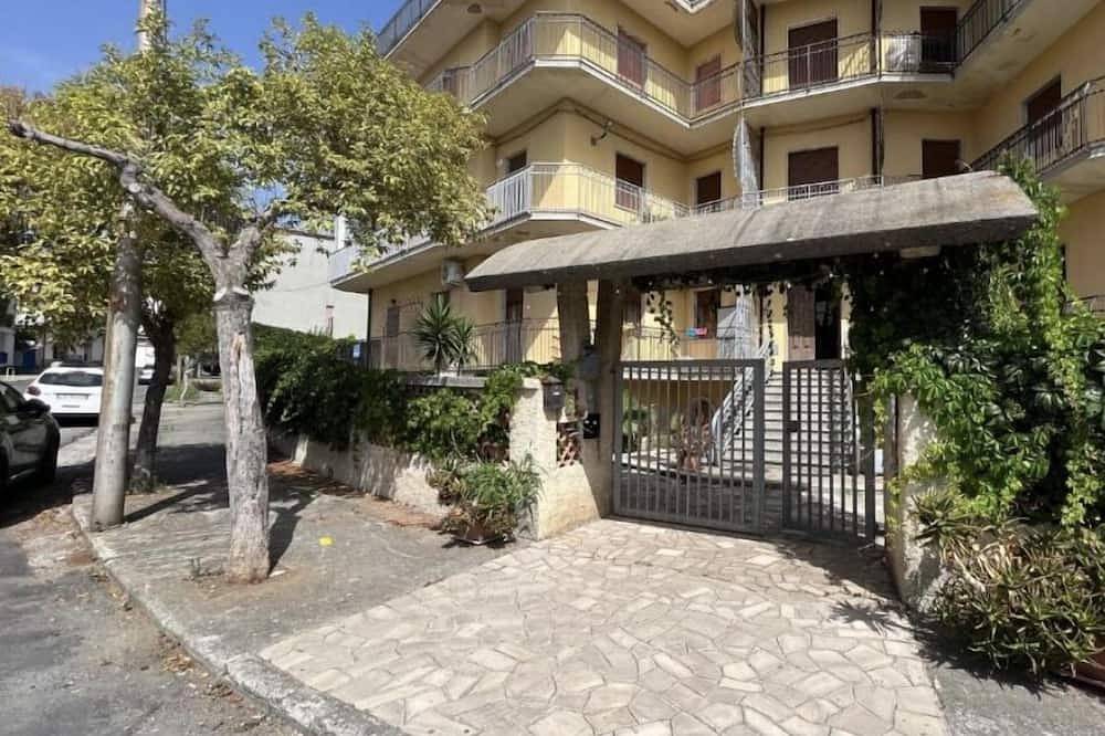 Entire apartment, Magic Living Home Apartment on the crystal clear sea of Calabria in Amantea, Tyrrhenian Coast Kalabria