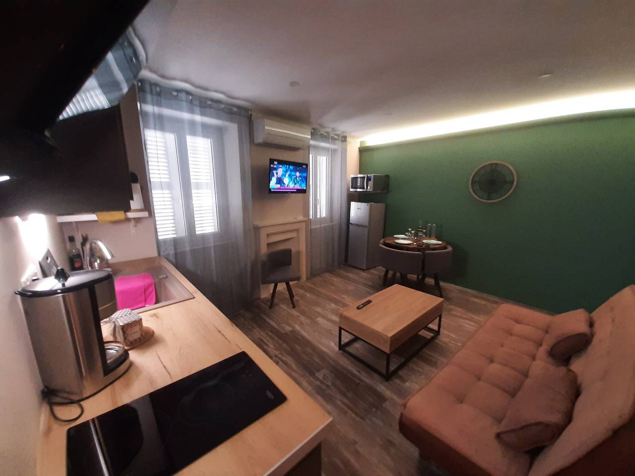 Appartement entier, Appartement '107 - T2 Cosy' avec Wi-Fi et Climatisation in Bourg-Saint-Andéol, Privas