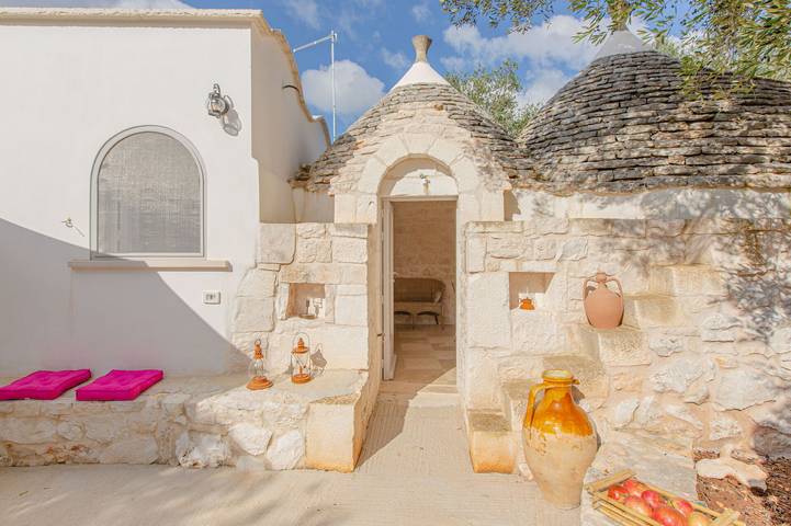 Trullo per 3 persone, con giardino in San Michele Salentino