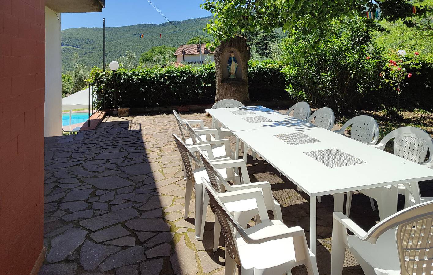 Geräumiges Apartment mit einem Schlafzimmer, Pool und Garten in der Nähe von Fiume Fiora in Santa Fiora, Grosseto Provinz