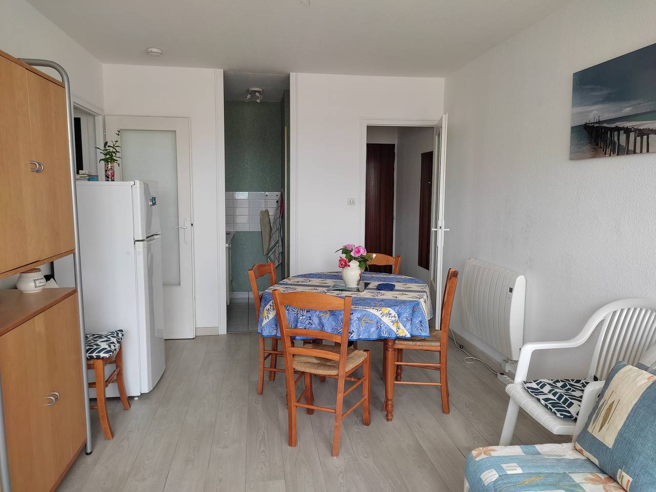 Entire apartment, Seaside Apartment with Balcony, Wifi, and Garage in Saint-Hilaire-de-Riez in Saint-Jean-de-Monts, Vendée