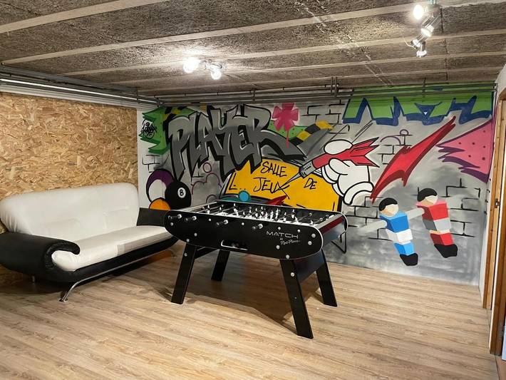 Location de vacances pour 13 personnes, avec vue ainsi que jardin et terrasse, animaux acceptés à Pierre-de-Bresse - 3