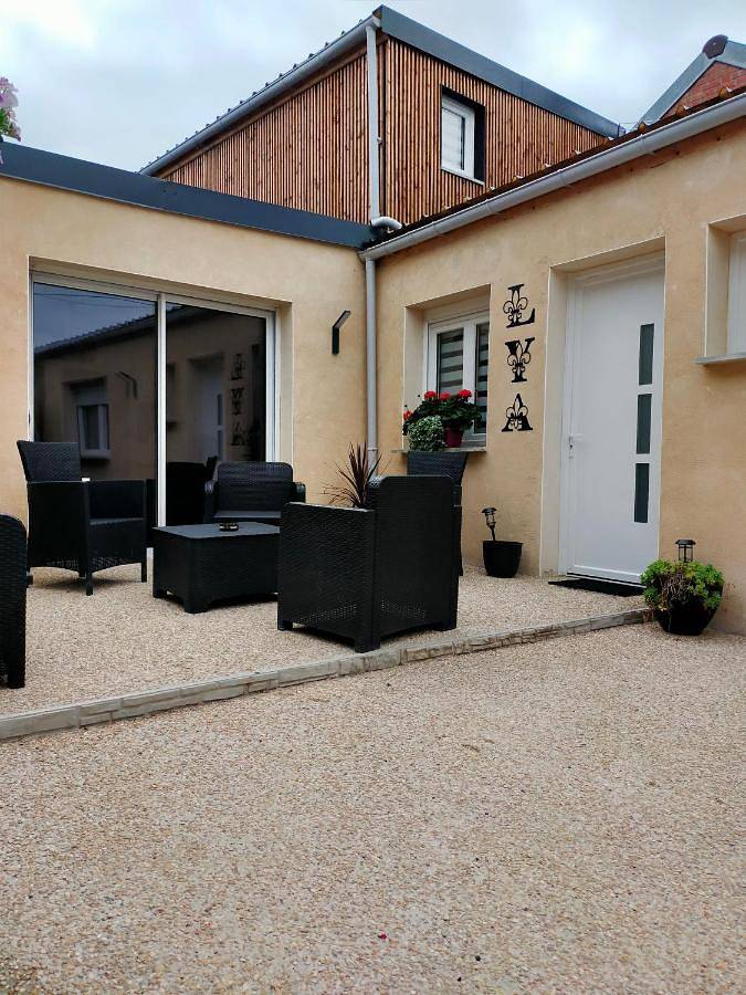 Location de vacances pour 6 personnes, avec jacuzzi et terrasse, animaux acceptés dans Lallaing