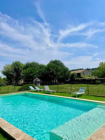 Maison d’hôte pour 5 personnes, avec jardin et piscine à Vallérargues